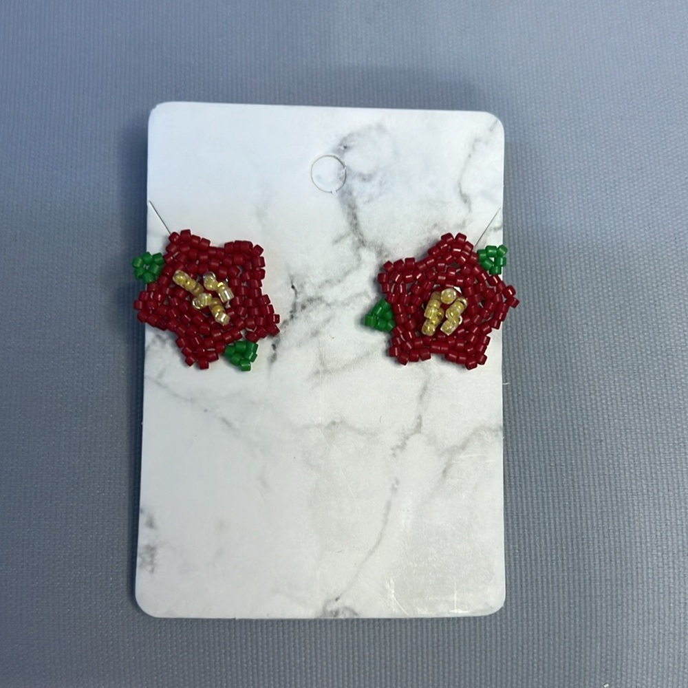 Handmade Alaska Native Beaded earrings red green white (A-93)